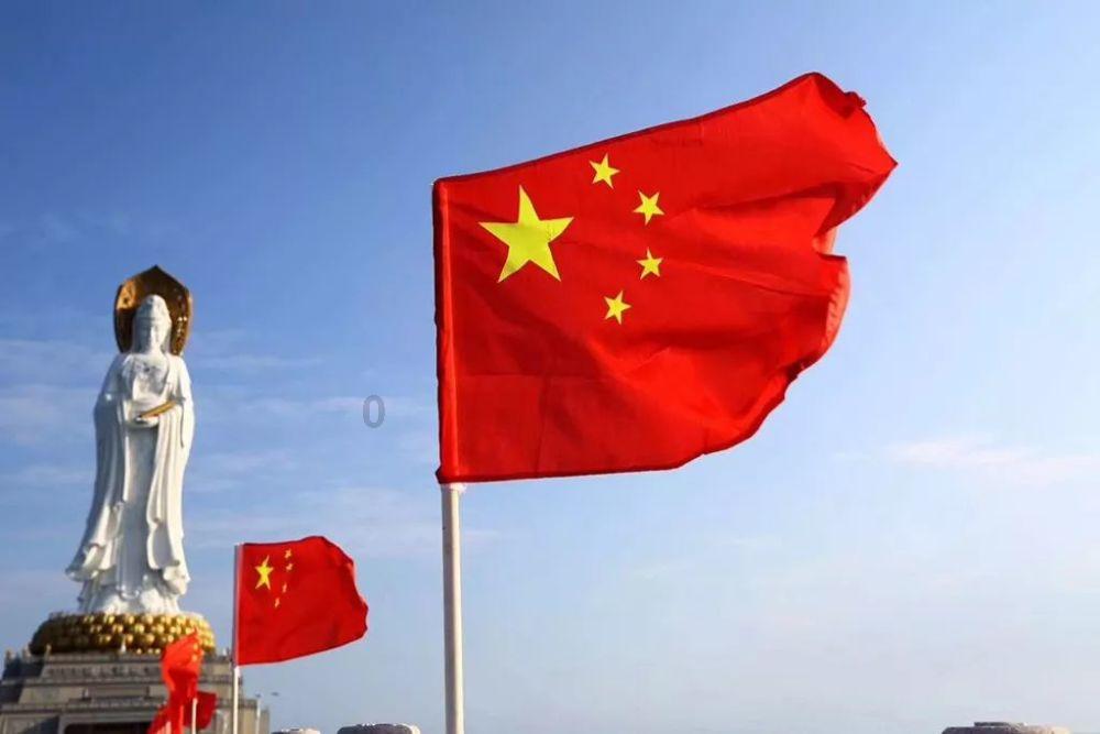 逃离空旷大街